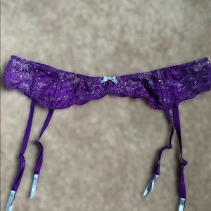 Victoria’s Secret Dream Angels Crystal Garter Belt